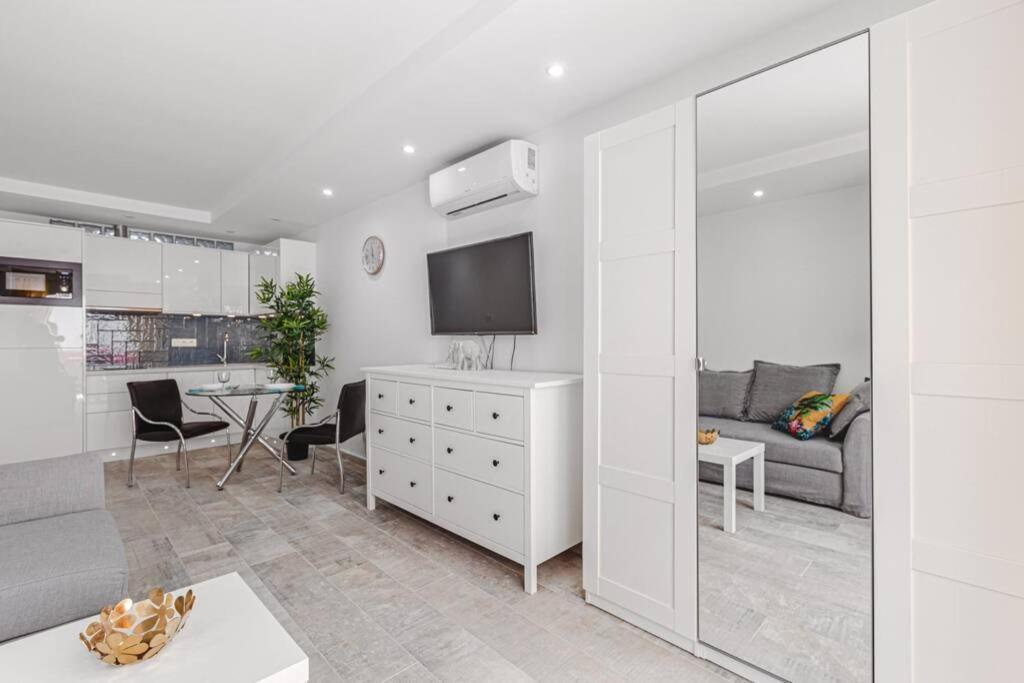 Tenerife Royal Gardens One Bedroom Apartment Playa de las Americas  Eksteriør bilde