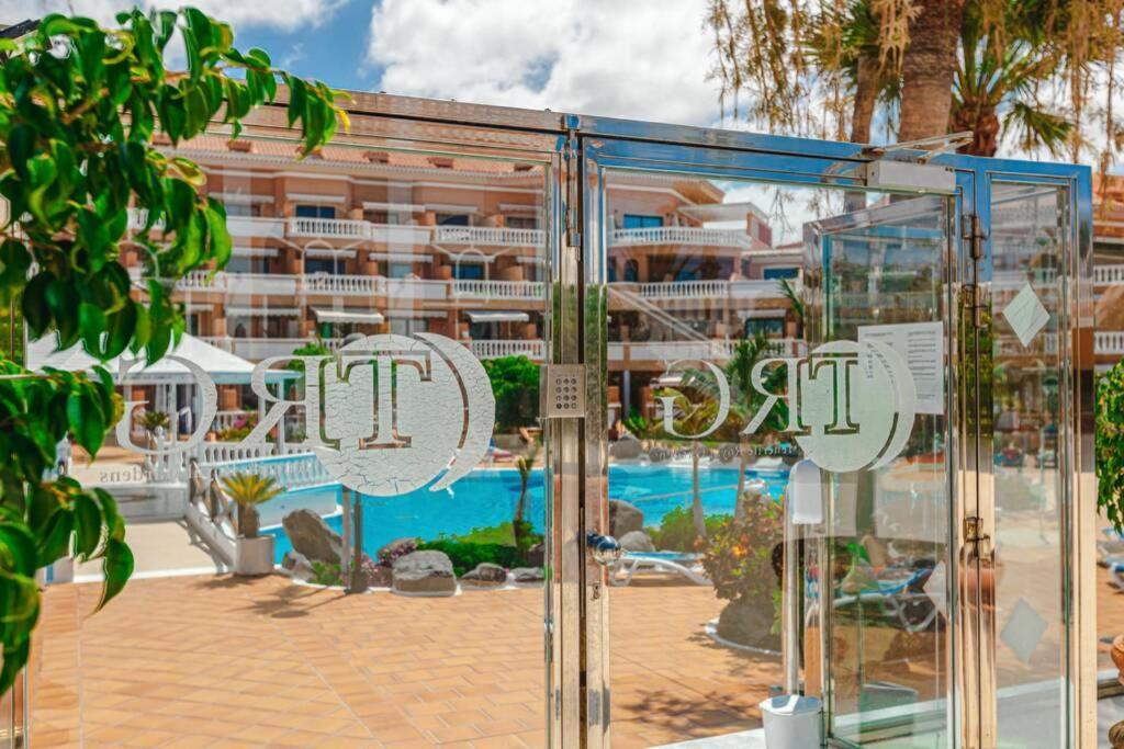 Tenerife Royal Gardens One Bedroom Apartment Playa de las Americas  Eksteriør bilde